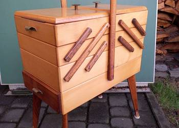 Duży niciak bukowy rozkładany PRL vintage.