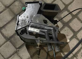 Nagrzewnica VW passat B3/B4 OE 881 053 611