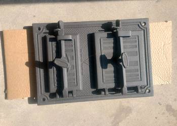 Drzwiczki do pieca żeliwne