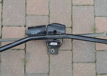 Mechanizm wycieraczek silnik 0390241097 Audi 80 B4