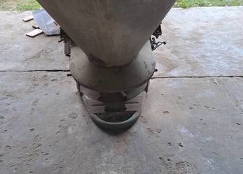 Siewnik do nawozów lejek