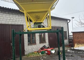 Śrutownik Gniotownik duży kosz zasypowy Sipma  Engl