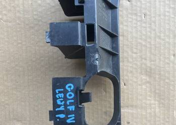 VW GOLF IV ŚLIZG MOCOWANIE SPRYSKIWACZA ZDERZAKA LEWY PRZÓD 1J0807723B