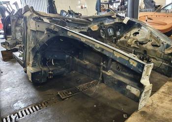 ĆWIARTKA PRAWA PRZÓD MASERATI GRANTURISMO MC Sport Line