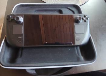 Steamdeack OLED 500gb+ etui