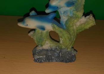 Figurka delfin.