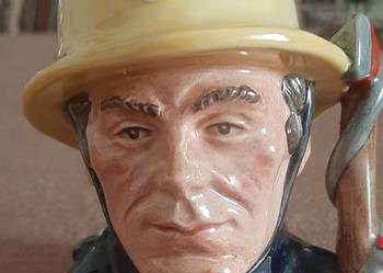 ROYAL DOULTON TOBY JUG STRAZAK  limitowana edycja ROYAL DOULTON TOBY JUG STRAZAK  limitowana edycja