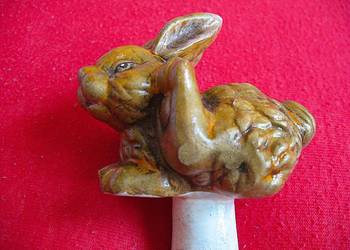 Zając - 9 x 8 x 4 cm - antyczny korek - unikat.