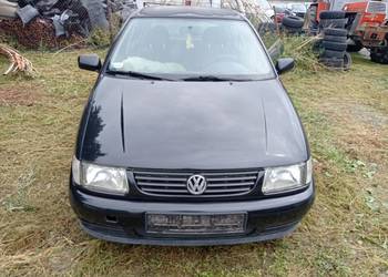 Volkswagen Polo 1,6 66 kW 1999 r. dawca części