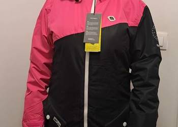 Różowa kurtka 2117 of Sweden – damska