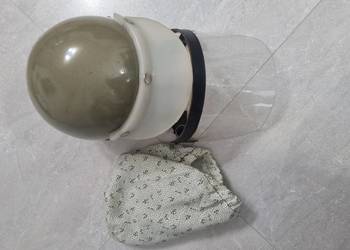 Kask orzeszek z daszkiem z PRL-u