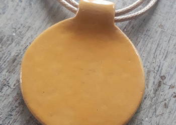 Naszyjnik ceramiczny ręcznie wykonany.