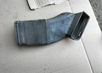 AUDI A4B5 A4 B5 RURA DOLOT POWIETRZA 8D0129617E