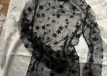 prześwitująca bluzka we wzory