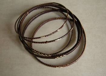 bransoletki wyplatane Kambodża