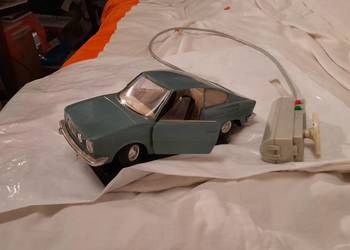 Czechosłowacja samochód zabawkowy Skoda 110R Ites na kabel w oryginale