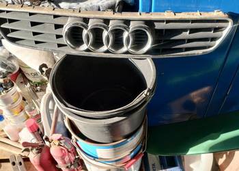 Atrapa grill Audi A3 8l0807683