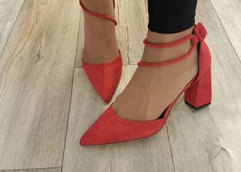 (42) czerwone, zmysłowe czółenka wieczorowe z zapięciem, Nowe