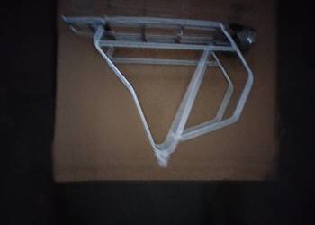 Bagażnik rowerowy na kołach 26 calowych.