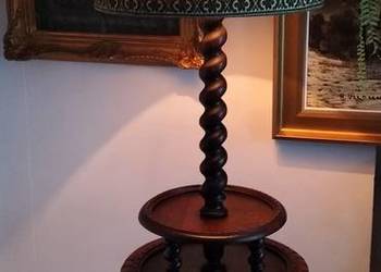 Lampa podłogowa