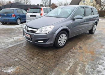 Opel Astra Klimatyzacja Parktronik Serwisowany Bezwypadkowy Stan Bardzo Do…