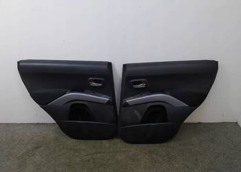 TAPICERKA BOCZEK PRAWY LEWY TYŁ KOMPLET Mitsubishi Outlander II (2005-2013)