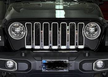 Jeep Wrangler JL Sahara atrapa grill