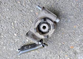Audi 80 B4 2.0 ABK 1.9 TDI Łapa skrzyni biegów 893399151A Poduszka Wspornik