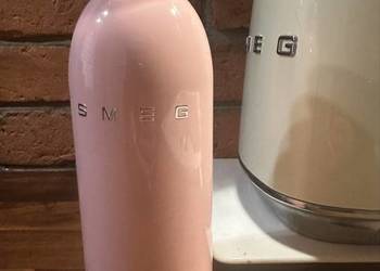 SMEG. Butelka termiczna ciepło -zimno