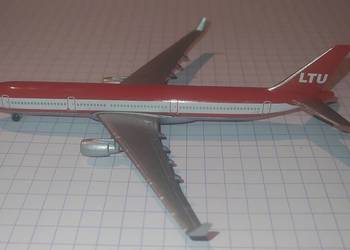 Model samolotu Airbus A 330 firmy SCHABAK Germany