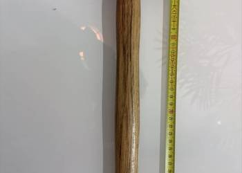 Młotek z drewnianym trzonem 800gram