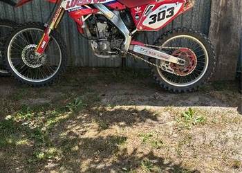 Sprzedam hondę crf wartą uwagi