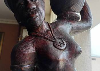 Rzeźba kobieta murzynka figurka