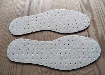 Wkładki do butów lniane samoprzylepne długość 21.7 cm