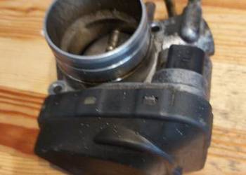 Przepustnica AUDI VOLKSWAGEN  06A133062A