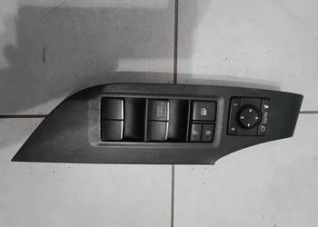 Toyota RAV4 V panel sterowania szyb OE 84040-42030 Aktualne
