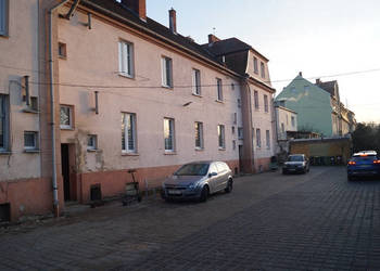 Syndyk sprzeda udział 1/2 w nieruchomości lokalowej - ul. Szkolna 2, Żmigr…