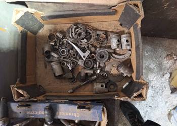 Karton części silnikowych motocyklowych – (mix)