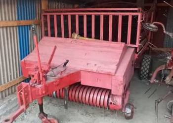 Przyczepa samozbierająca