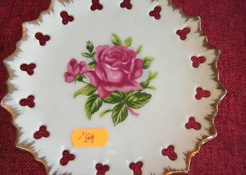 Talerz z różami ażur. Do powieszenia.