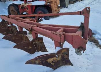 Pług 5 skibowy zagonowy  (unia,Grudziądz, agro masz )