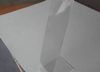 stojak pionowy z plexi