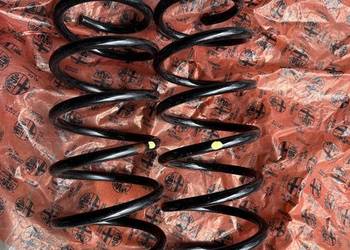 Alfa romeo 164 Q4 Sprężyny tylne NOWE 60566422