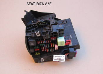 SKRZYNKA BEZPIECZNIKÓW SEAT IBIZA V 6F 1.0TFSI  2Q1941395