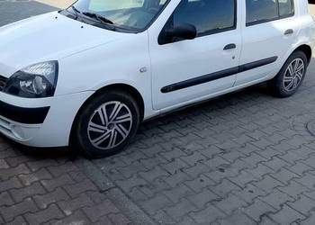 Sprzedam Renault Clio 2006 rok Diesel 3000zł