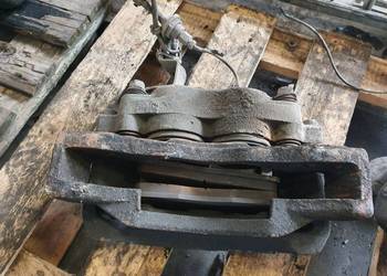 ZACISK HAMULCOWY PRZÓD LEWY IVECO EUROCARGO 100E18