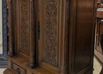 Piękna dębowa wysoka komoda,szafka neorenesansowa -sklep Dąbrowa Górnicza