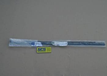 MERCEDES A KLASA W169 LISTWA ZGARNIAJĄCA TYŁ PRAWA