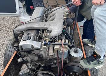 Kompletny silnik z automatyczną skrzynią Mercedes w124 300 TD om603 Turbo