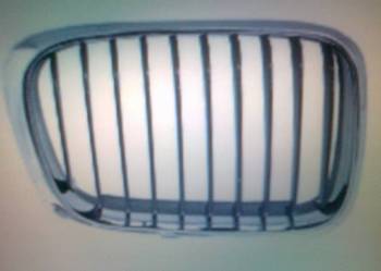 ATRAPA LE/PR CHROM/CZARNA DO: BMW 3 (E46) 10/01-04/05